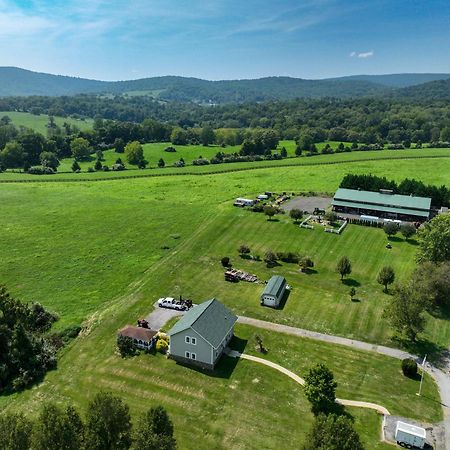 Guest House At Mount Independence Delaplane 外观 照片