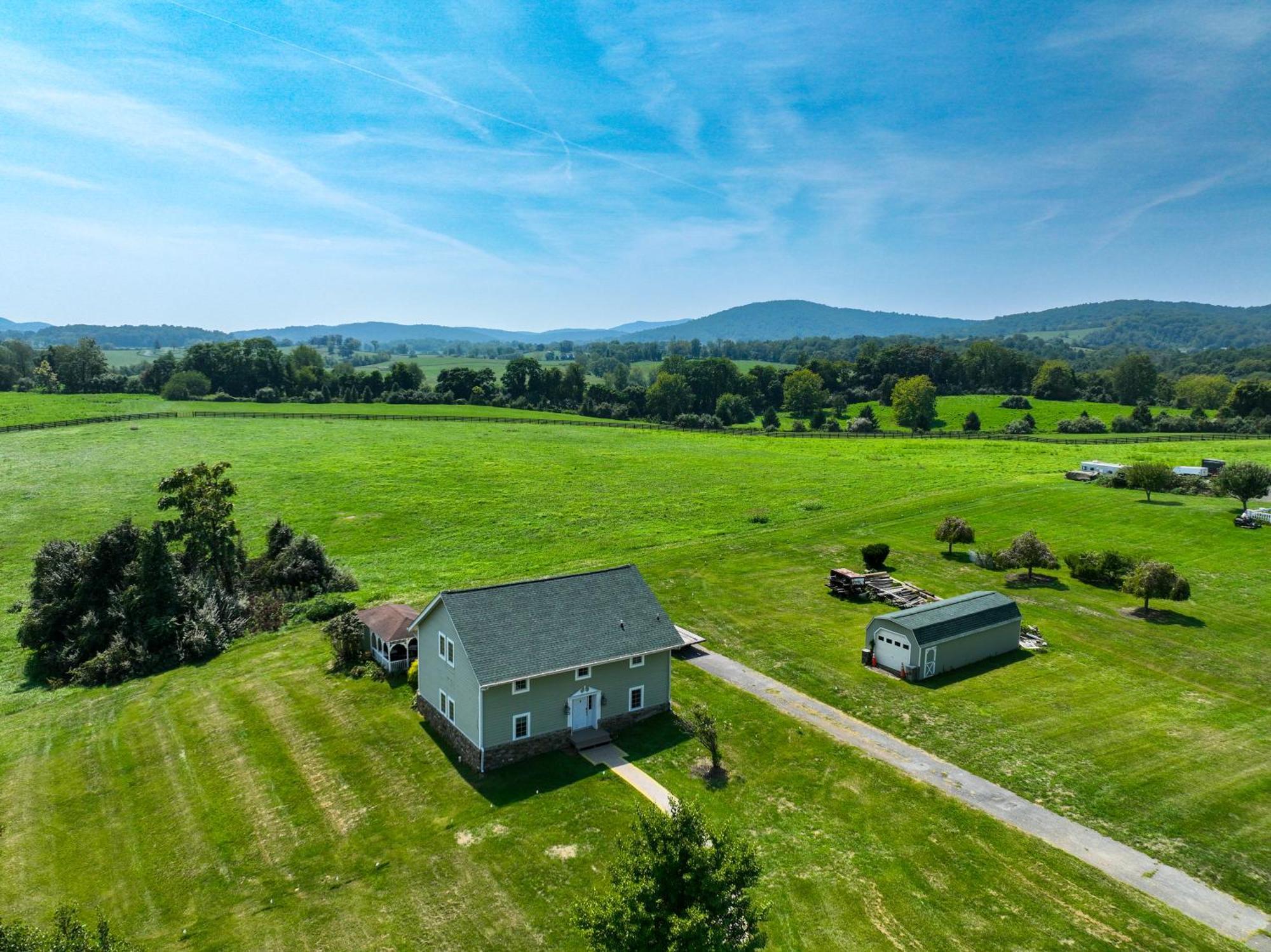 Guest House At Mount Independence Delaplane 外观 照片